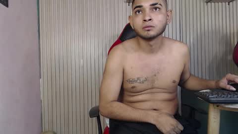 Snapshot of cat_2_ chatting on 11-08-25, 05:23 cat_2_ online show from 11-08-25, 05:23