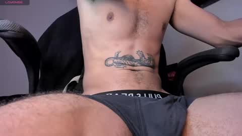 Snapshot of cat_cash_ chatting on 02-27-25, 08:17 cat_cash_ online show from 02-27-25, 08:17