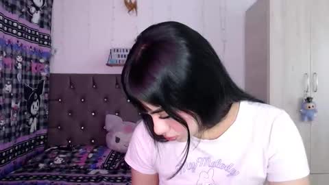 Snapshot of cat_mila_ chatting on 02-11-26, 06:18 Mila online show from 02-11-26, 06:18