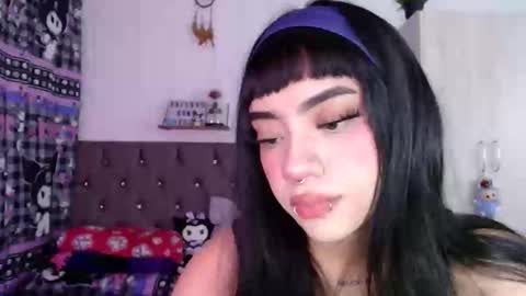 Snapshot of cat_mila_ chatting on 04-15-26, 06:42 Mila online show from 04-15-26, 06:42