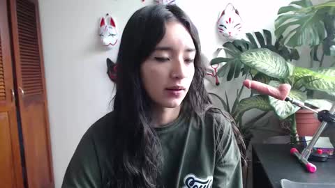 Snapshot of cat_salo chatting on 01-06-25, 02:58 Maria kittie PVT model online show from 01-06-25, 02:58