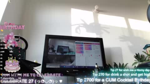 Snapshot of cat_salo chatting on 01-20-25, 10:15 Maria kittie PVT model online show from 01-20-25, 10:15