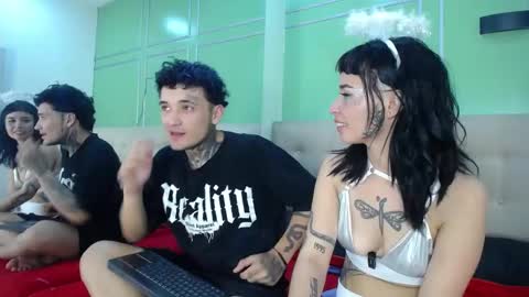 Snapshot of catalellaandpaul chatting on 03-08-25, 10:11 CatalellaAndPaul online show from 03-08-25, 10:11