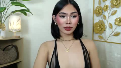 CatalenaX online show from 09-28-25, 04:12