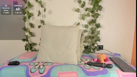 cataleya19__ online show from 01-22-25, 12:06