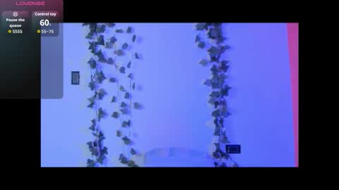 cataleya19__ online show from 12-23-25, 10:13