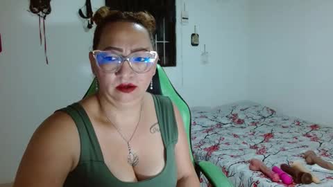 isabel online show from 09-10-25, 08:25