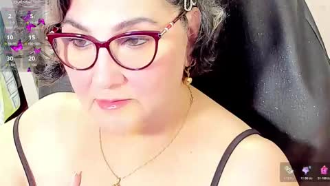 cataleya  online show from 03-25-26, 04:07