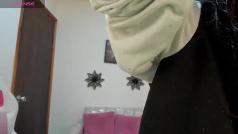 Snapshot of cataleya_sub_ chatting on 09-20-25, 12:17 cataleya_sub_ online show from 09-20-25, 12:17