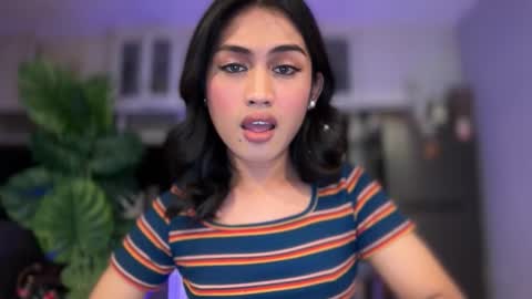 catalina2605 online show from 10-04-25, 08:07