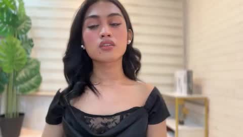 catalina2605 online show from 10-06-25, 04:48