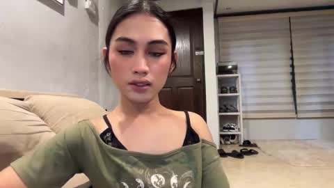 catalina2605 online show from 11-05-25, 09:31