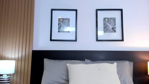 catalina online show from 11-06-25, 04:35