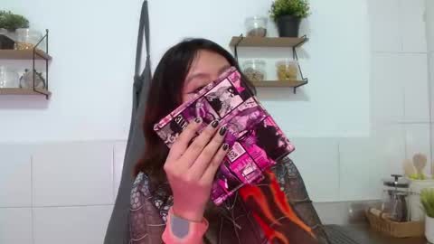 Catalina online show from 11-30-25, 02:37