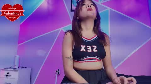 Snapshot of catalina_santana20 chatting on 02-15-26, 08:16 Catalina online show from 02-15-26, 08:16