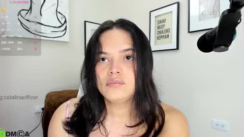 Catalina Howard Aragon online show from 10-13-25, 10:59