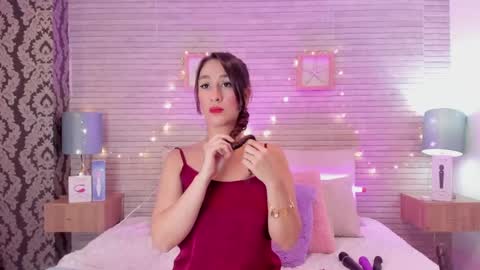 Snapshot of catalinnathompson chatting on 02-26-25, 03:41 CatalinnaThompson online show from 02-26-25, 03:41