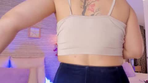 CatalinnaThompson online show from 10-19-25, 11:44