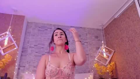 CatalinnaThompson online show from 11-26-25, 03:46