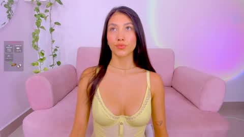 Snapshot of catbaby888_ chatting on 04-08-26, 06:08 online show from 04-08-26, 06:08