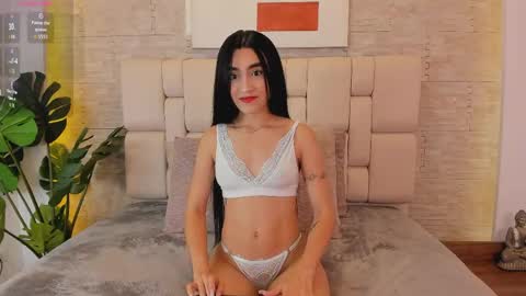 Snapshot of cate_gil chatting on 04-16-26, 11:33 cate online show from 04-16-26, 11:33