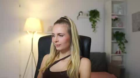 catecrago  online show from 09-27-25, 08:41