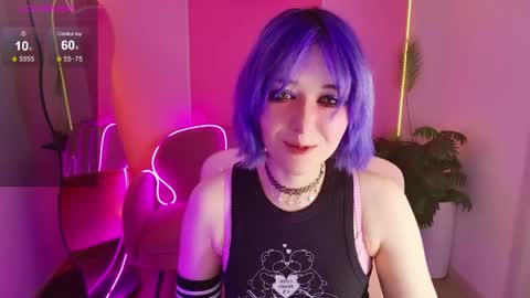 KettieHi My name is Katie I love drawing and I can play the guitar. And  love dancing online show from 06-06-26, 10:20