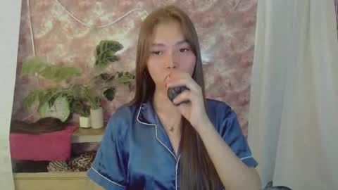 catherine_365 online show from 06-11-26, 02:22