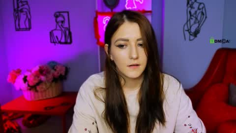 Snapshot of catherine_kitty chatting on 02-25-25, 01:06 Catherine online show from 02-25-25, 01:06