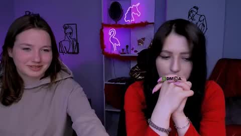 Snapshot of catherine_kitty chatting on 03-05-25, 11:38 Catherine online show from 03-05-25, 11:38