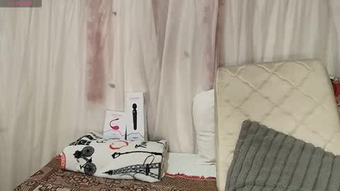 Snapshot of catherine_mature45 chatting on 02-19-26, 06:37 Catherine online show from 02-19-26, 06:37