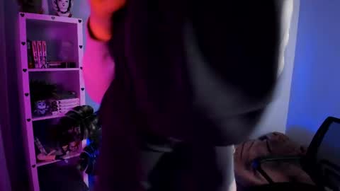 Catherine online show from 04-22-26, 10:00