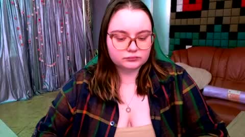 Snapshot of catherineclaire chatting on 05-08-26, 05:07 catherineclaire online show from 05-08-26, 05:07