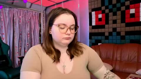 Snapshot of catherineclaire chatting on 05-25-26, 04:46 catherineclaire online show from 05-25-26, 04:46