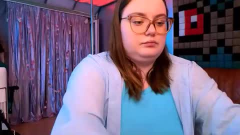 Snapshot of catherineclaire chatting on 06-01-26, 04:52 catherineclaire online show from 06-01-26, 04:52