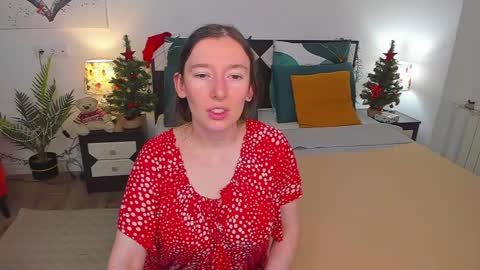 Catrin online show from 12-30-24, 07:26