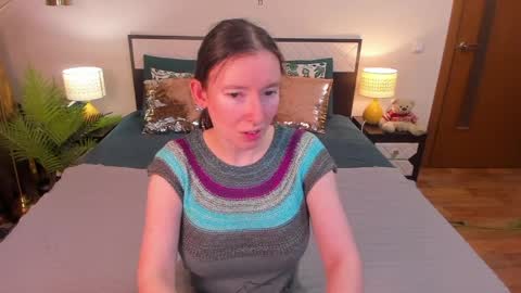 Catrin online show from 04-06-26, 04:46