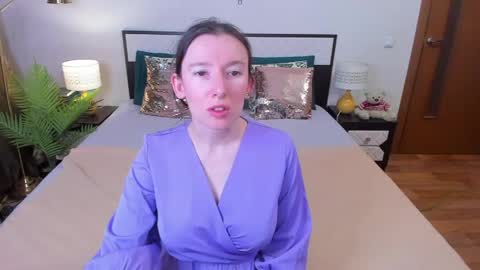 Catrin online show from 05-03-26, 03:56