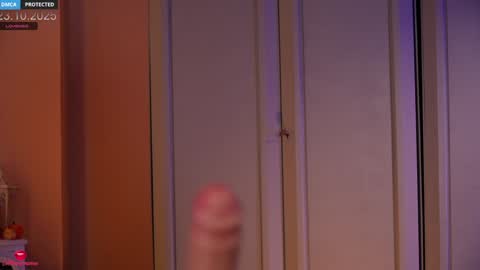 Cathleen online show from 10-23-25, 04:39