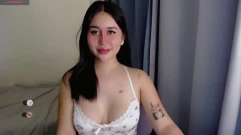 Snapshot of cathleya_ chatting on 01-01-25, 08:37 Cathy online show from 01-01-25, 08:37