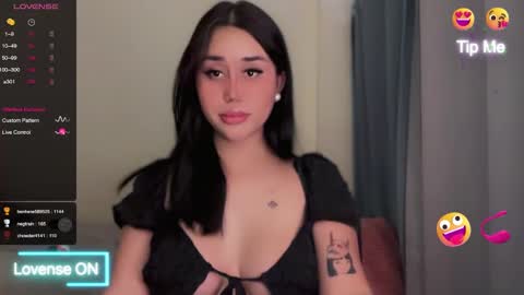 Snapshot of cathleya_ chatting on 02-13-25, 02:45 Cathy online show from 02-13-25, 02:45