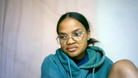 Snapshot of cathyxlisa chatting on 06-10-26, 10:36 CathyXLisa online show from 06-10-26, 10:36