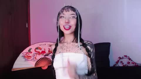 Cati help me reach my goal of 100 thumbs up again 3 online show from 01-05-25, 06:13