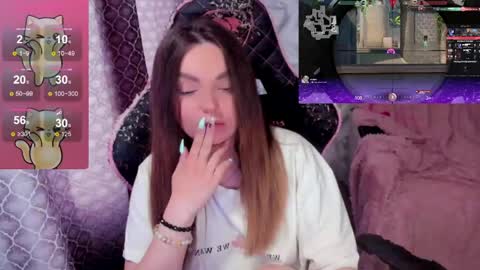 Snapshot of catisyfury chatting on 04-23-26, 12:29 . . online show from 04-23-26, 12:29