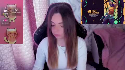 Snapshot of catisyfury chatting on 04-27-26, 05:49 . . online show from 04-27-26, 05:49