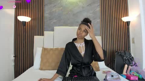 Snapshot of catiusca_reyes_03 chatting on 03-13-26, 12:12 catiusca_reyes_03 online show from 03-13-26, 12:12