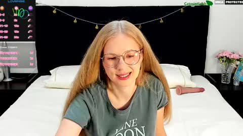 CatmintLush online show from 05-10-26, 11:32