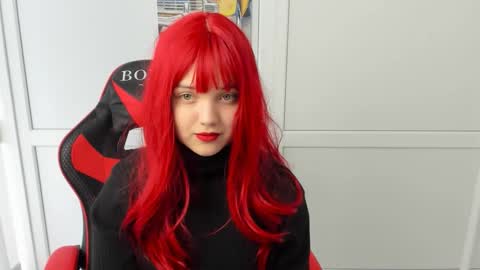 Catrine online show from 04-12-26, 06:51