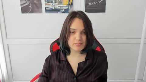 Catrine online show from 04-30-26, 06:53