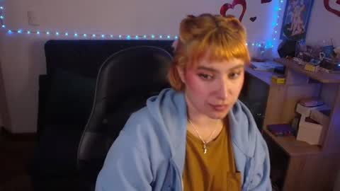 Snapshot of catsito chatting on 06-17-26, 02:36 im MIA -Independent Model MY OF is catsito3 online show from 06-17-26, 02:36